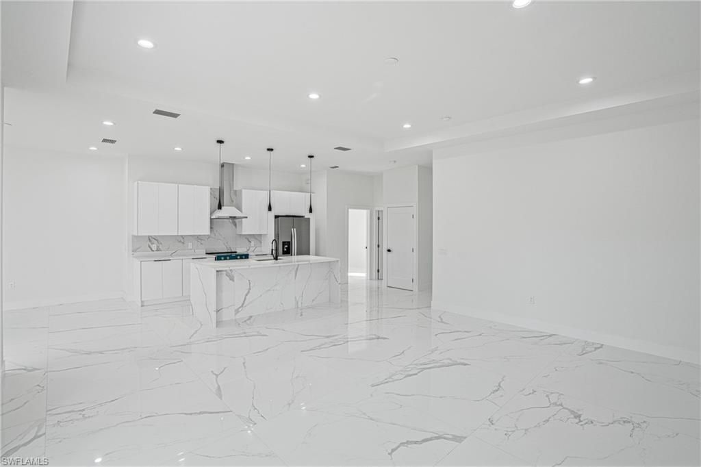 5008 N Obispo Cir, Labelle, FL 33935 Photo