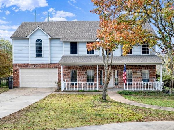 152 Valley View Court, Willow Park, TX 76087