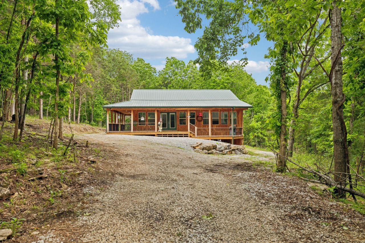 1840 Lick Creek Rd, Hartsville, TN 37074 Main Photo