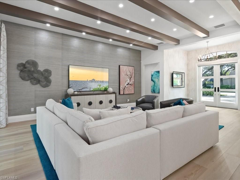6665 Mill Run Cir, Naples, FL 34109 Photo