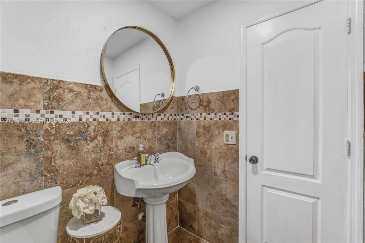 12601 SW 204th St, Miami, FL 33177 Photo