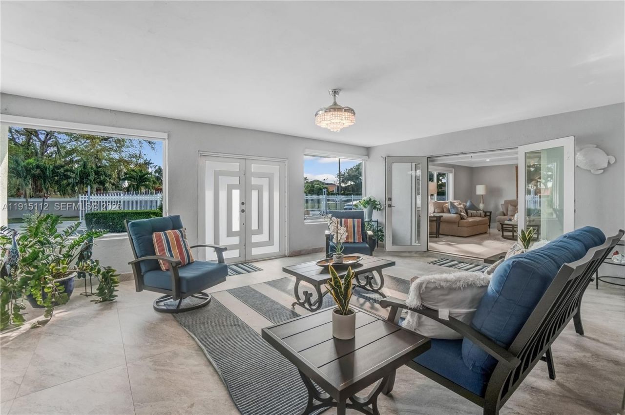 12601 SW 204th St, Miami, FL 33177 Photo