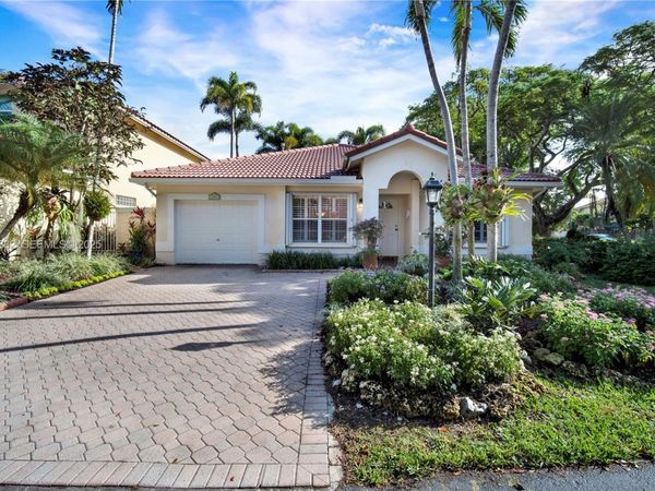 10953 SW 153rd Ct, Miami, FL 33196