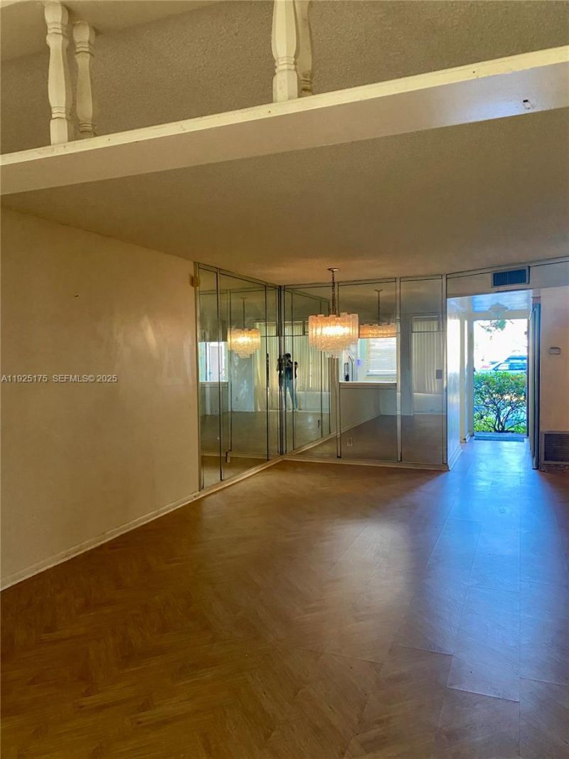 9261 Sunrise Lakes Blvd, Unit 103, Sunrise, FL 33322 Photo
