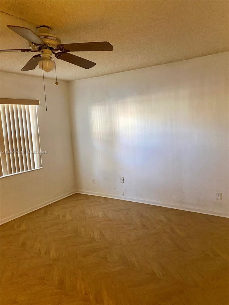 9261 Sunrise Lakes Blvd, Unit 103, Sunrise, FL 33322 Photo