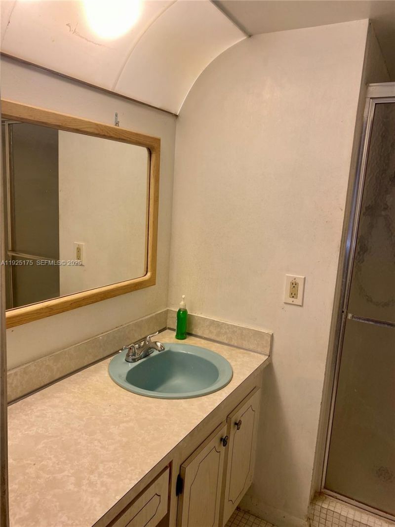 9261 Sunrise Lakes Blvd, Unit 103, Sunrise, FL 33322 Photo