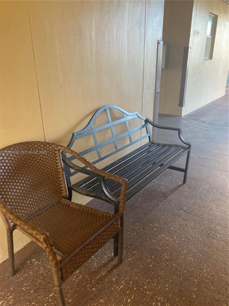 9261 Sunrise Lakes Blvd, Unit 103, Sunrise, FL 33322 Photo