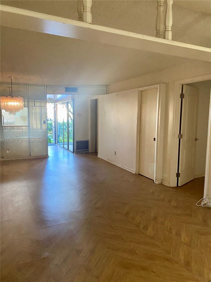 9261 Sunrise Lakes Blvd, Unit 103, Sunrise, FL 33322 Photo