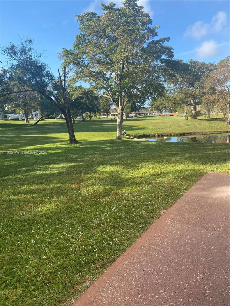 9261 Sunrise Lakes Blvd, Unit 103, Sunrise, FL 33322 Photo