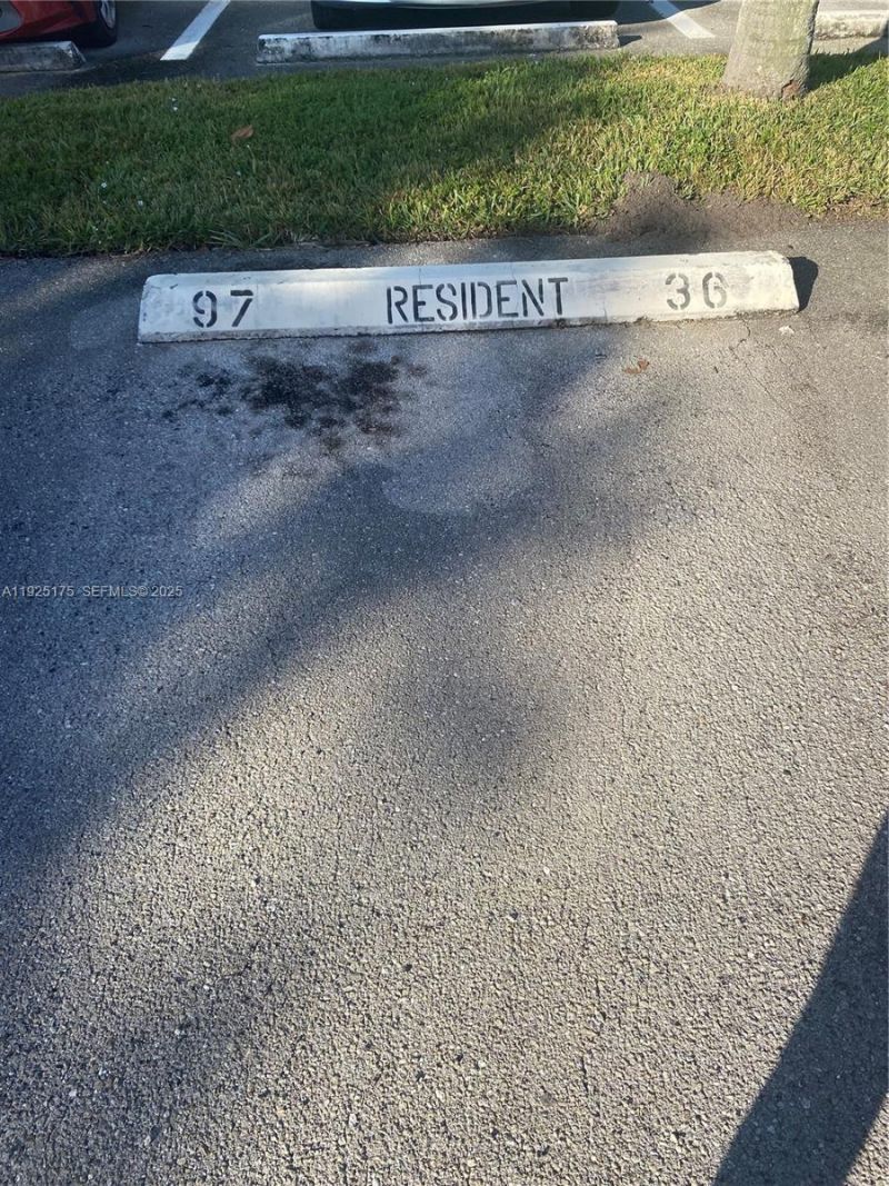 9261 Sunrise Lakes Blvd, Unit 103, Sunrise, FL 33322 Photo