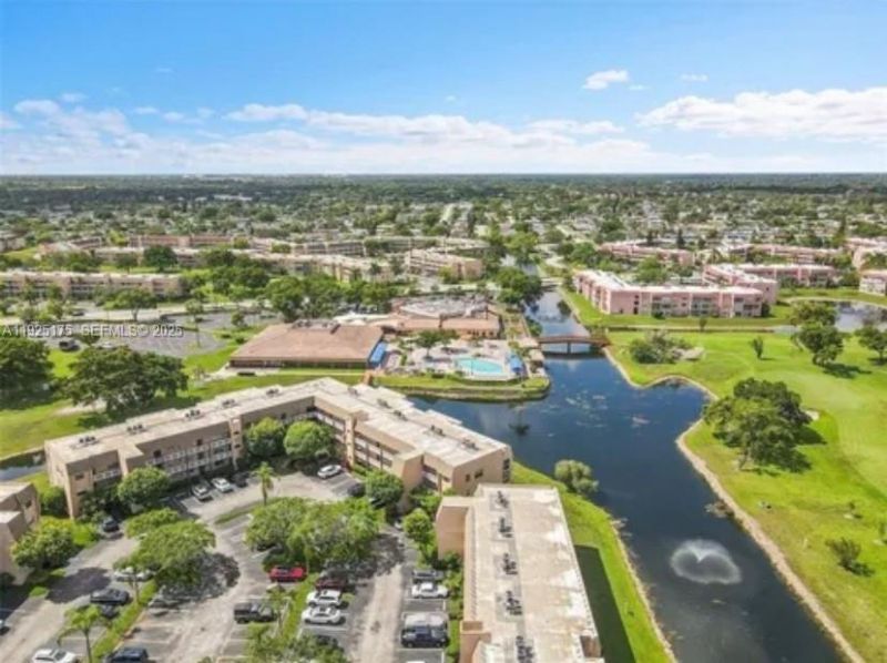 9261 Sunrise Lakes Blvd, Unit 103, Sunrise, FL 33322 Photo