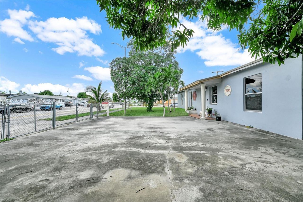 4020 E 10th Ave, Hialeah, FL 33013 Photo