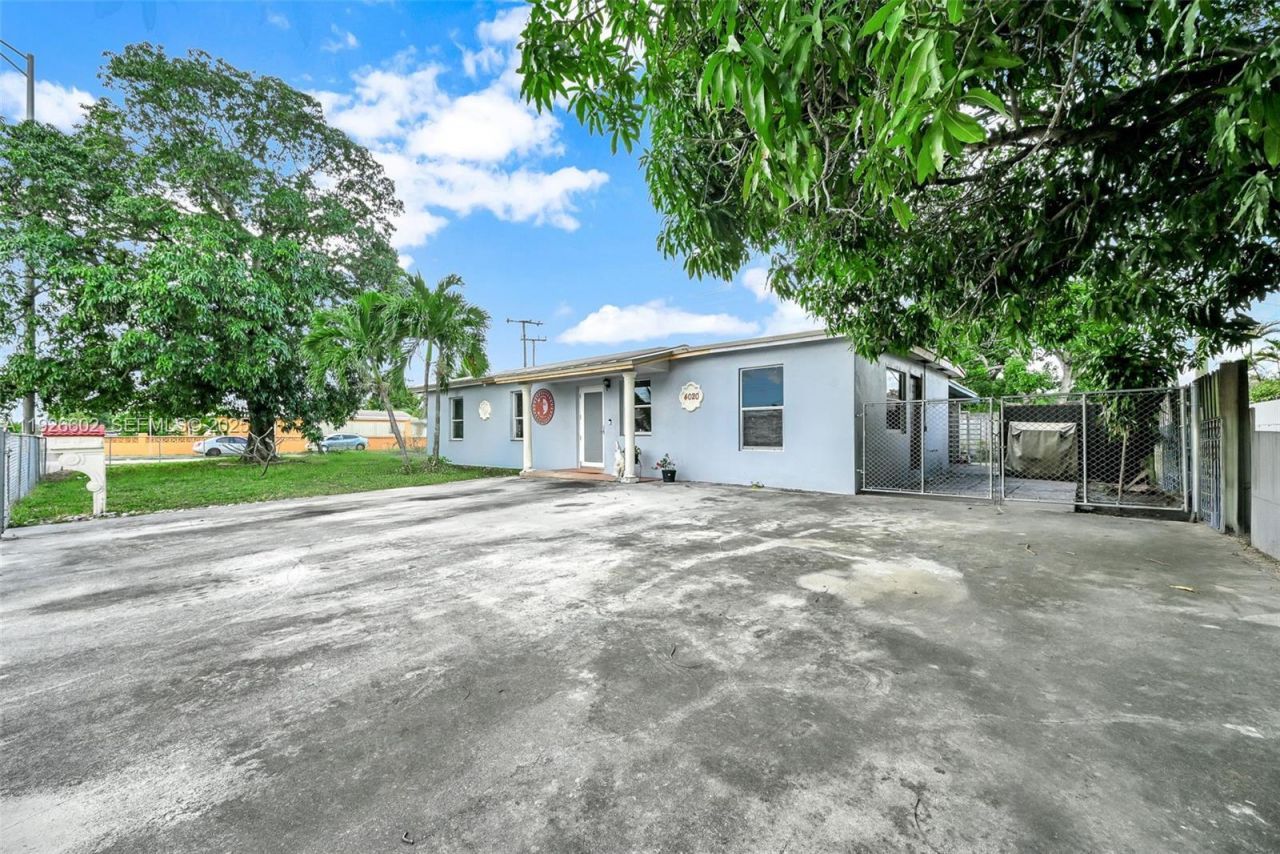 4020 E 10th Ave, Hialeah, FL 33013 Photo