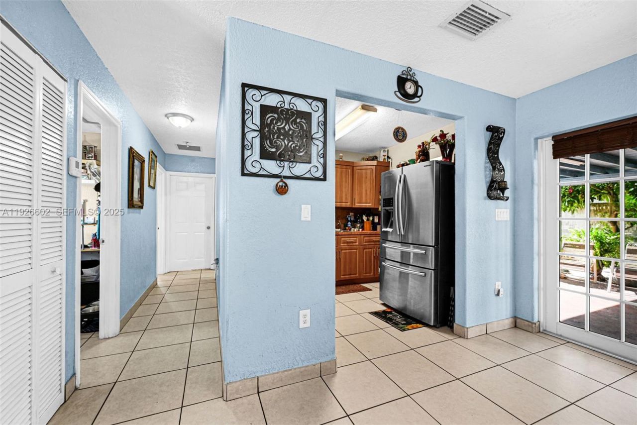 4020 E 10th Ave, Hialeah, FL 33013 Photo