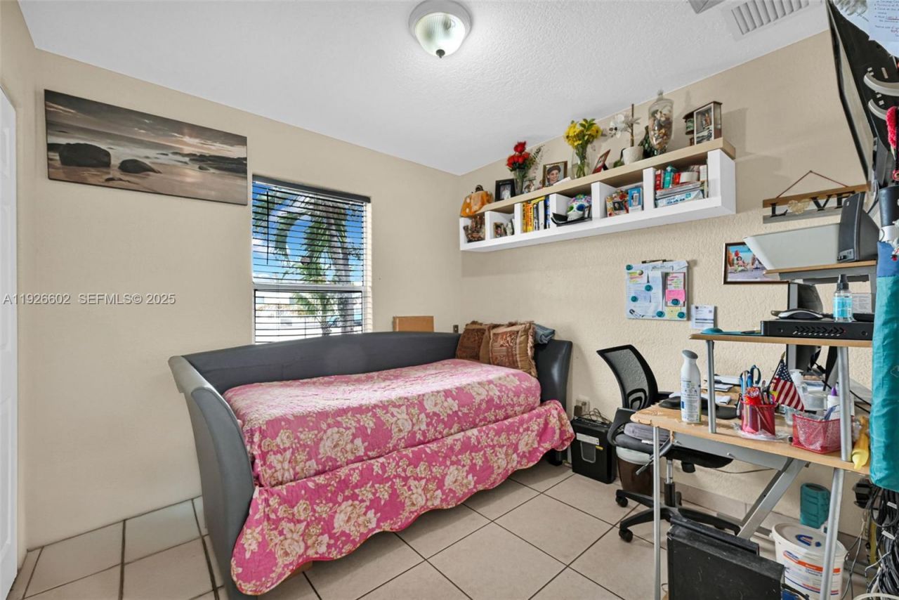 4020 E 10th Ave, Hialeah, FL 33013 Photo