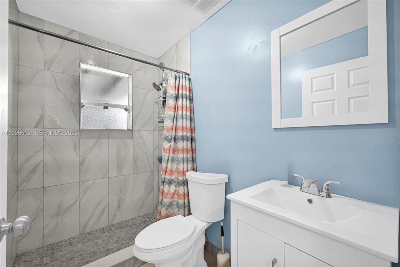 4020 E 10th Ave, Hialeah, FL 33013 Photo