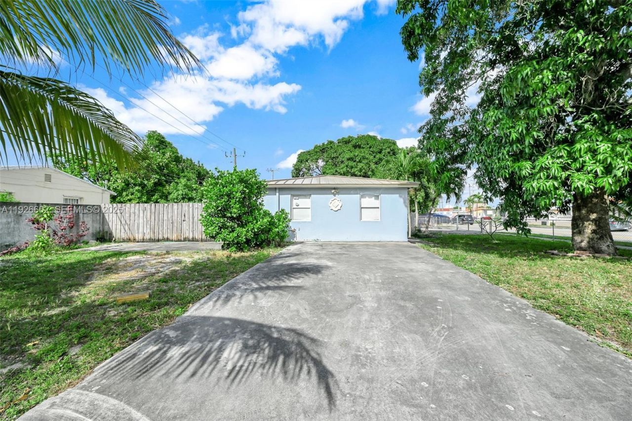 4020 E 10th Ave, Hialeah, FL 33013 Photo