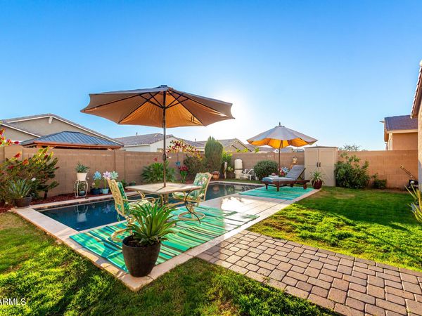9341 W WILLOW BEND Lane, Phoenix, AZ 85037
