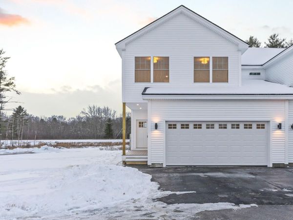 52 Hogan Circle, Unit 1, Westbrook, ME 04098