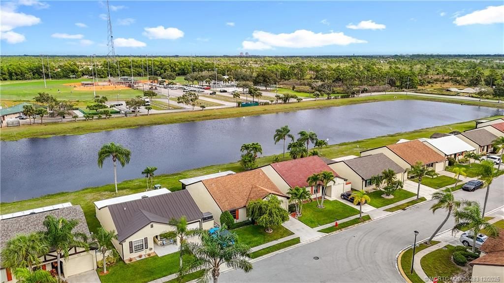 2388 SE Breckenridge Circle, Port Saint Lucie, FL 34952 Photo