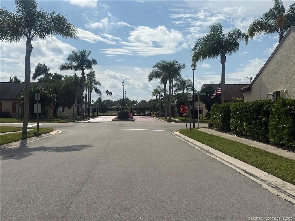 2388 SE Breckenridge Circle, Port Saint Lucie, FL 34952 Photo