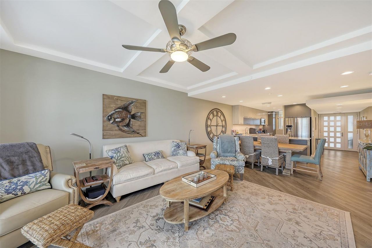 1095 Gulf Of Mexico Drive, Unit 502, Longboat Key, FL 34228 Photo