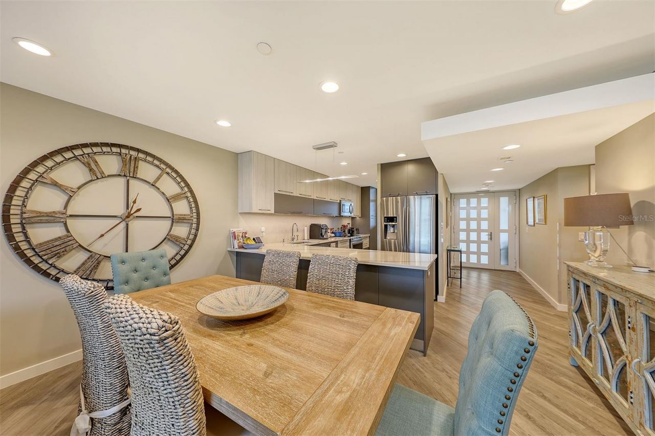 1095 Gulf Of Mexico Drive, Unit 502, Longboat Key, FL 34228 Photo