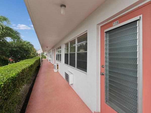 116 Windsor F, West Palm Beach, FL 33417