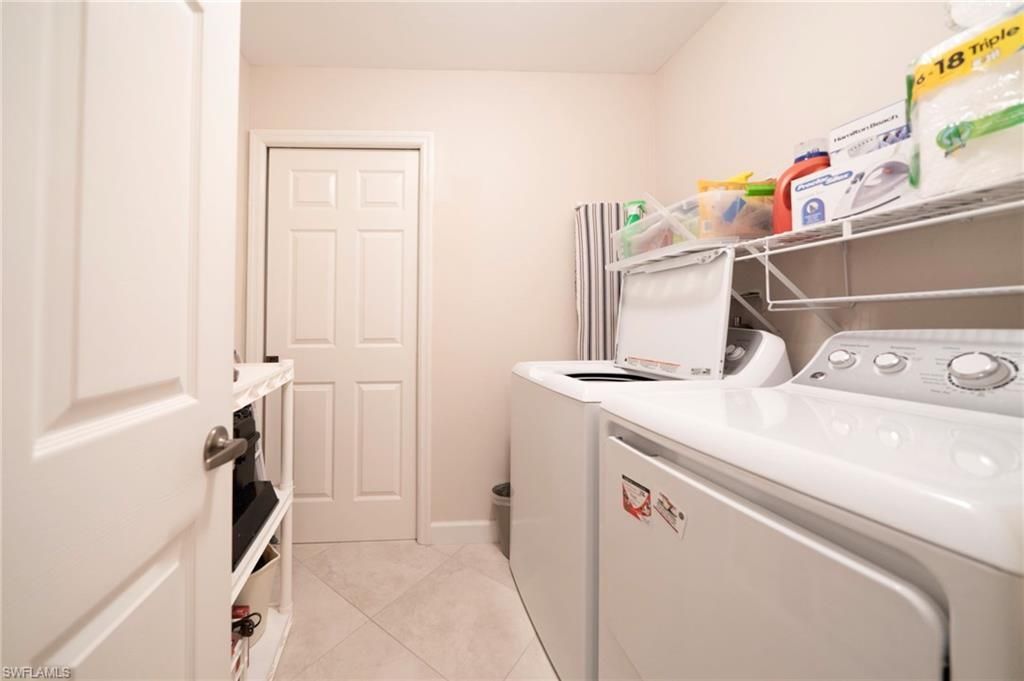 440 Wiggins Lake Ct, Unit 201, Naples, FL 34110 Photo