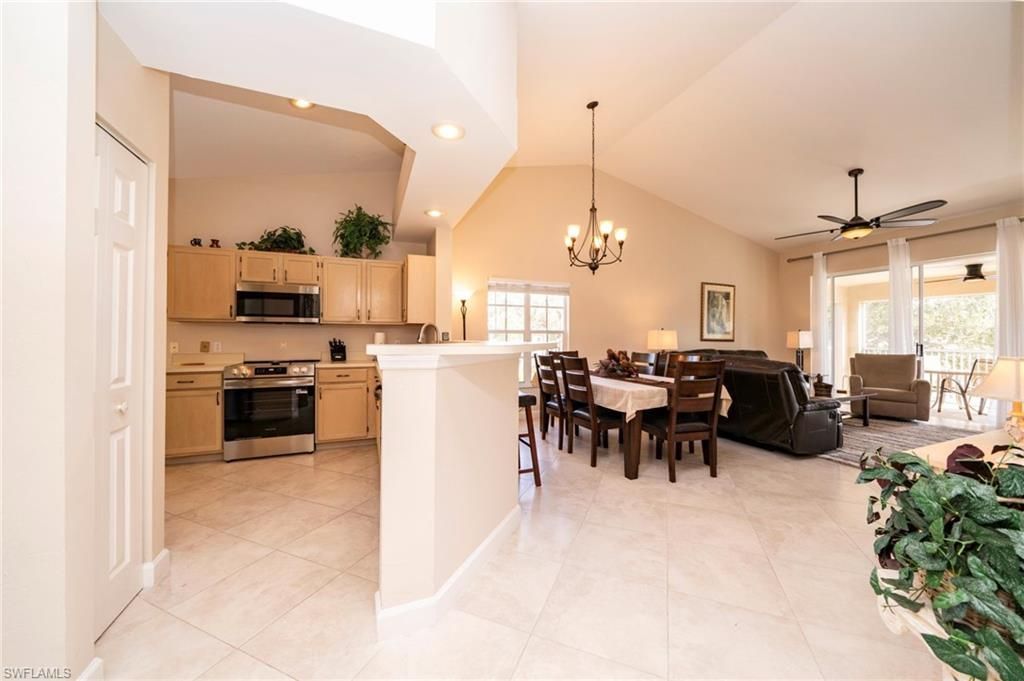 440 Wiggins Lake Ct, Unit 201, Naples, FL 34110 Photo