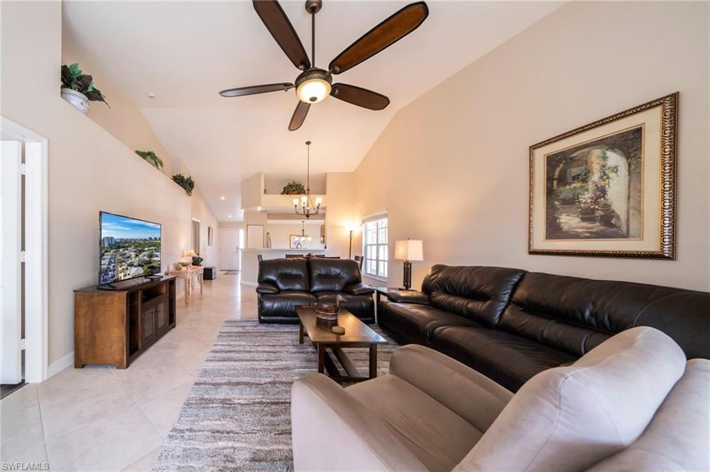 440 Wiggins Lake Ct, Unit 201, Naples, FL 34110 Photo