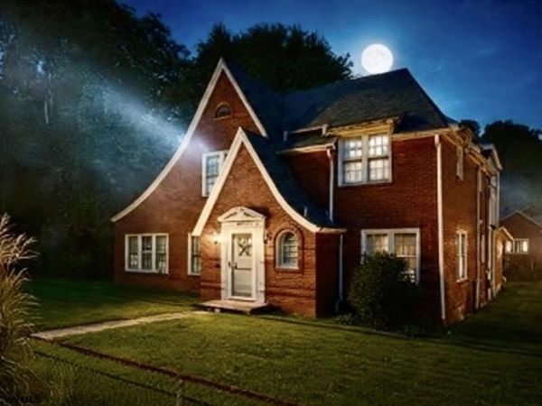 822 Hood Avenue, Shinnston, WV 26431