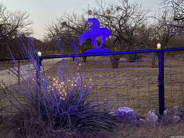 1559 County Road 414, Uvalde, TX 78801