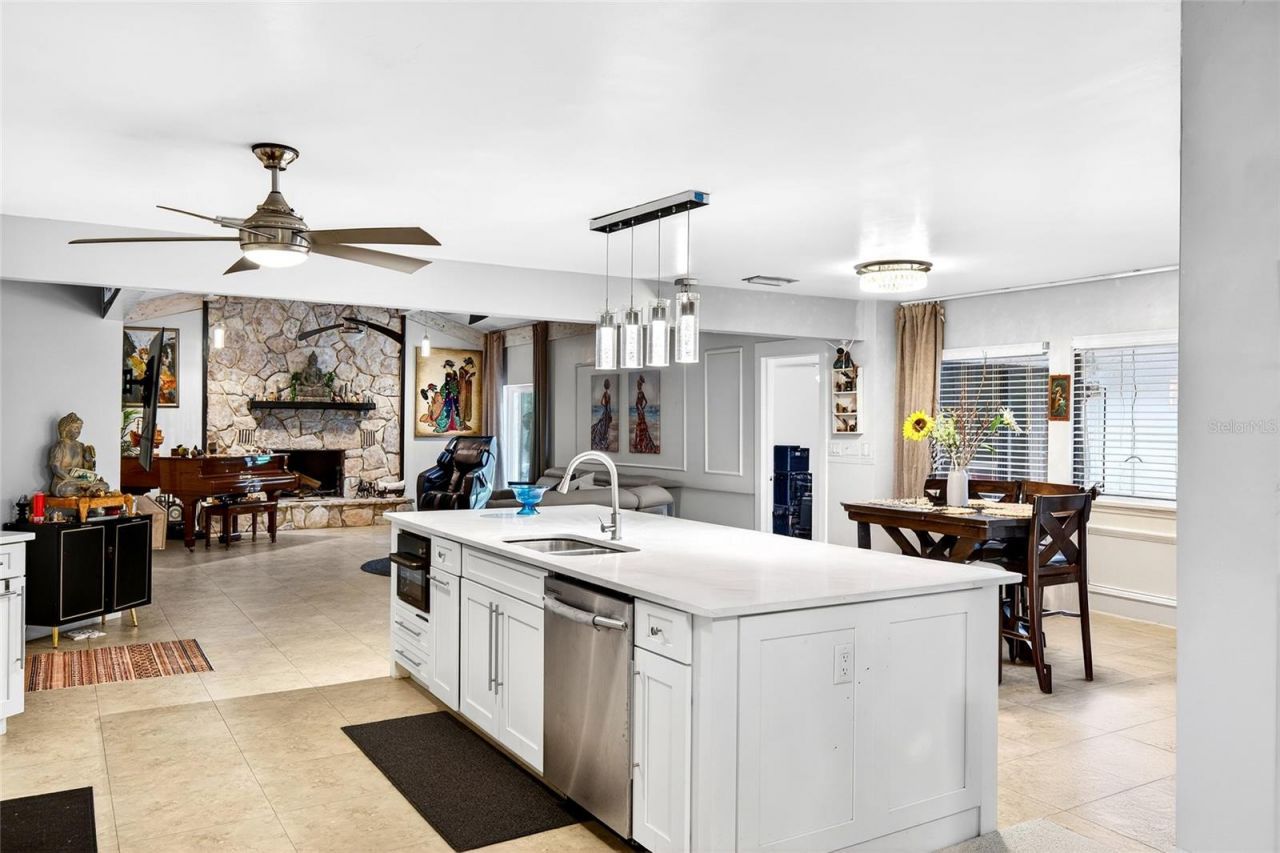 11795 SW Highway 484, Dunnellon, FL 34432 Photo