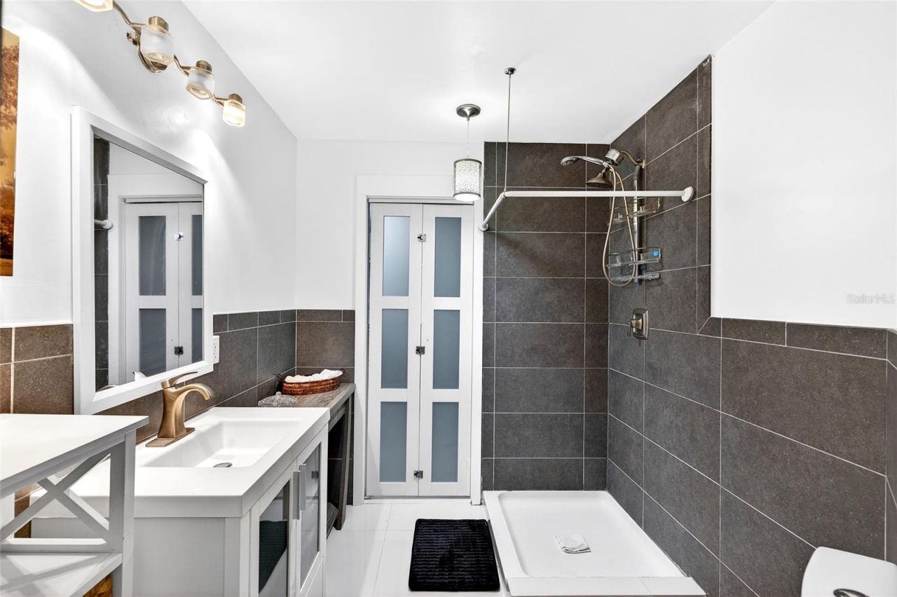 11795 SW Highway 484, Dunnellon, FL 34432 Photo