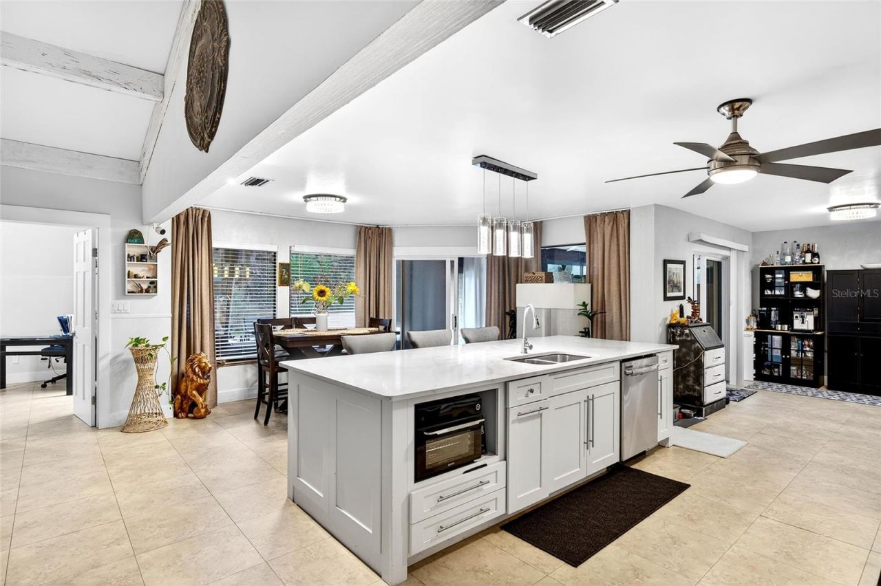 11795 SW Highway 484, Dunnellon, FL 34432 Photo