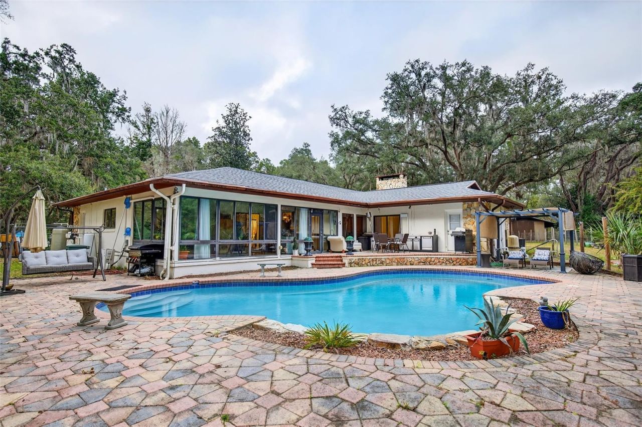 11795 SW Highway 484, Dunnellon, FL 34432 Photo