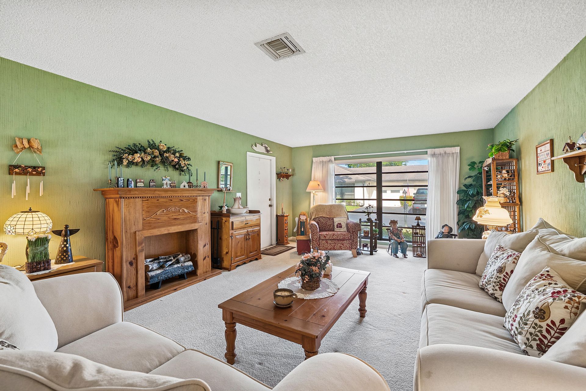 4866 Equestrian Road, Unit A, Boynton Beach, FL 33436 Photo