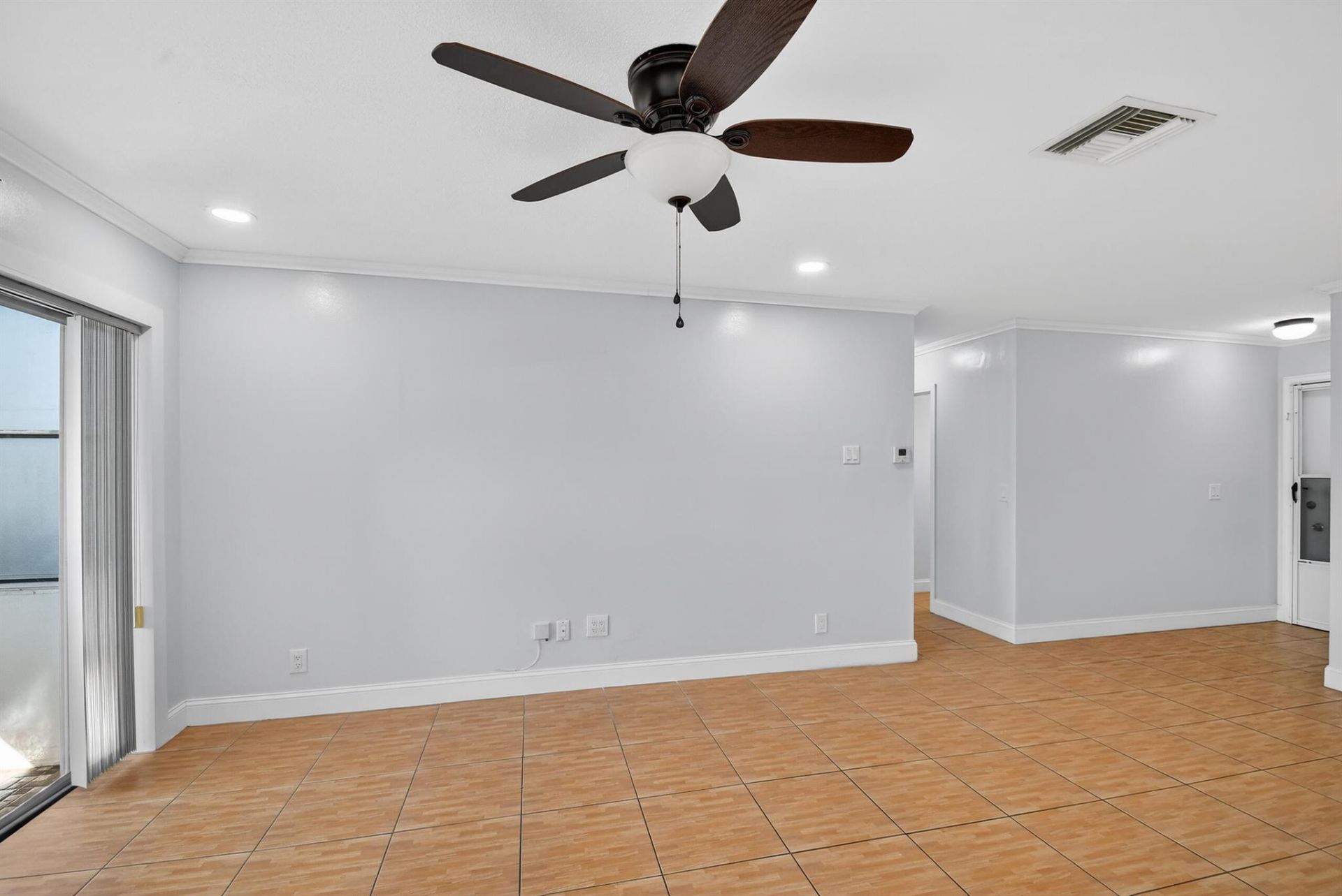 2667 Dudley Drive, Unit B, West Palm Beach, FL 33415 Photo