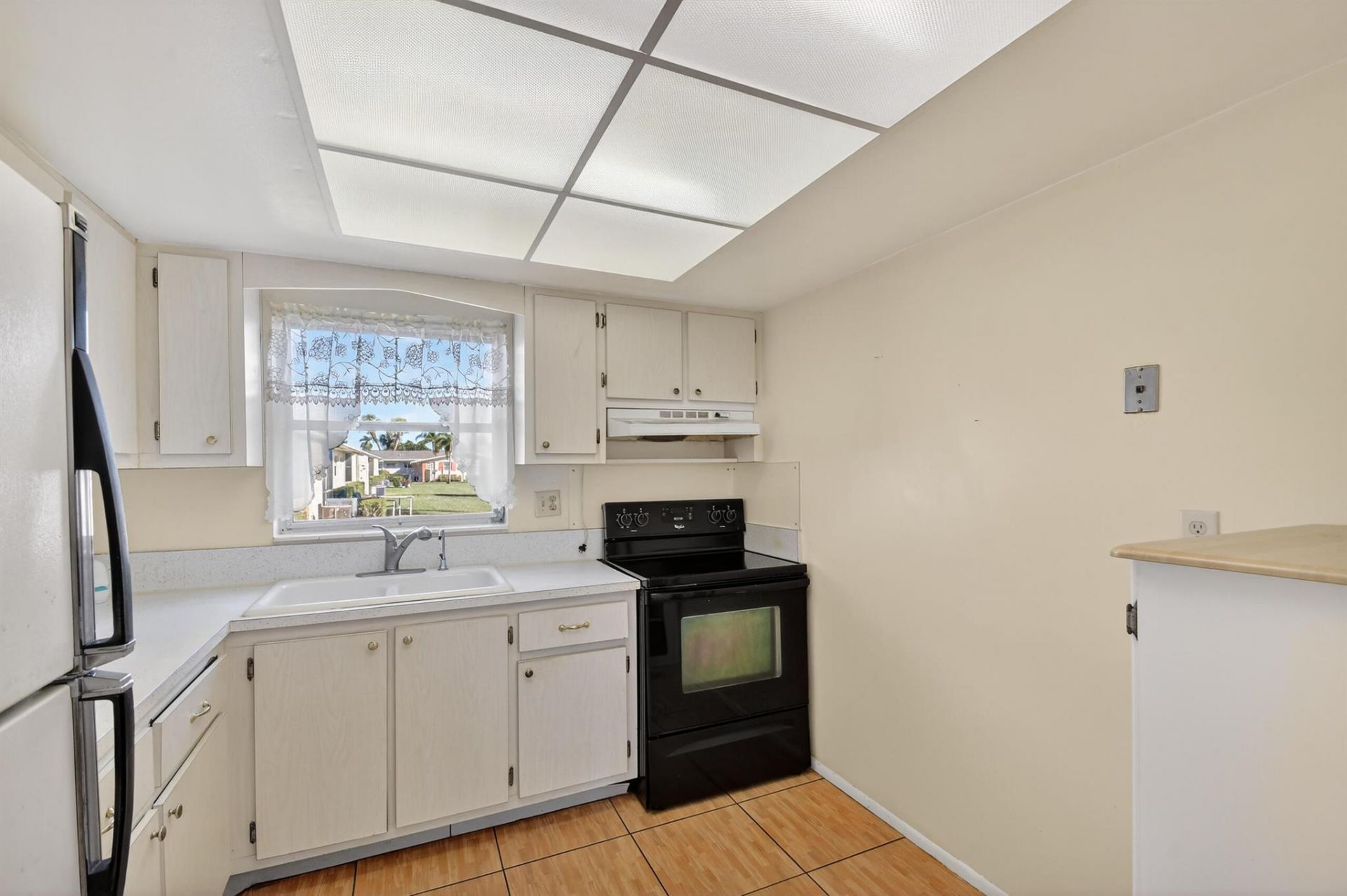 2667 Dudley Drive, Unit B, West Palm Beach, FL 33415 Photo