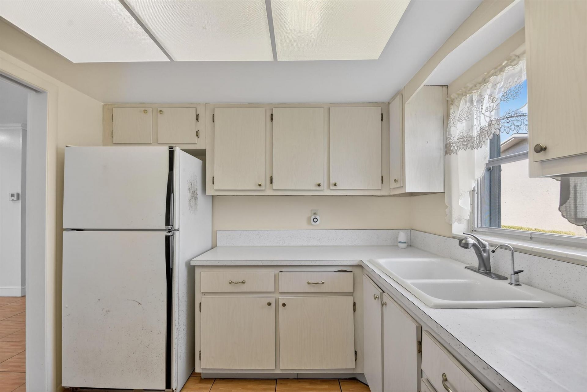 2667 Dudley Drive, Unit B, West Palm Beach, FL 33415 Photo