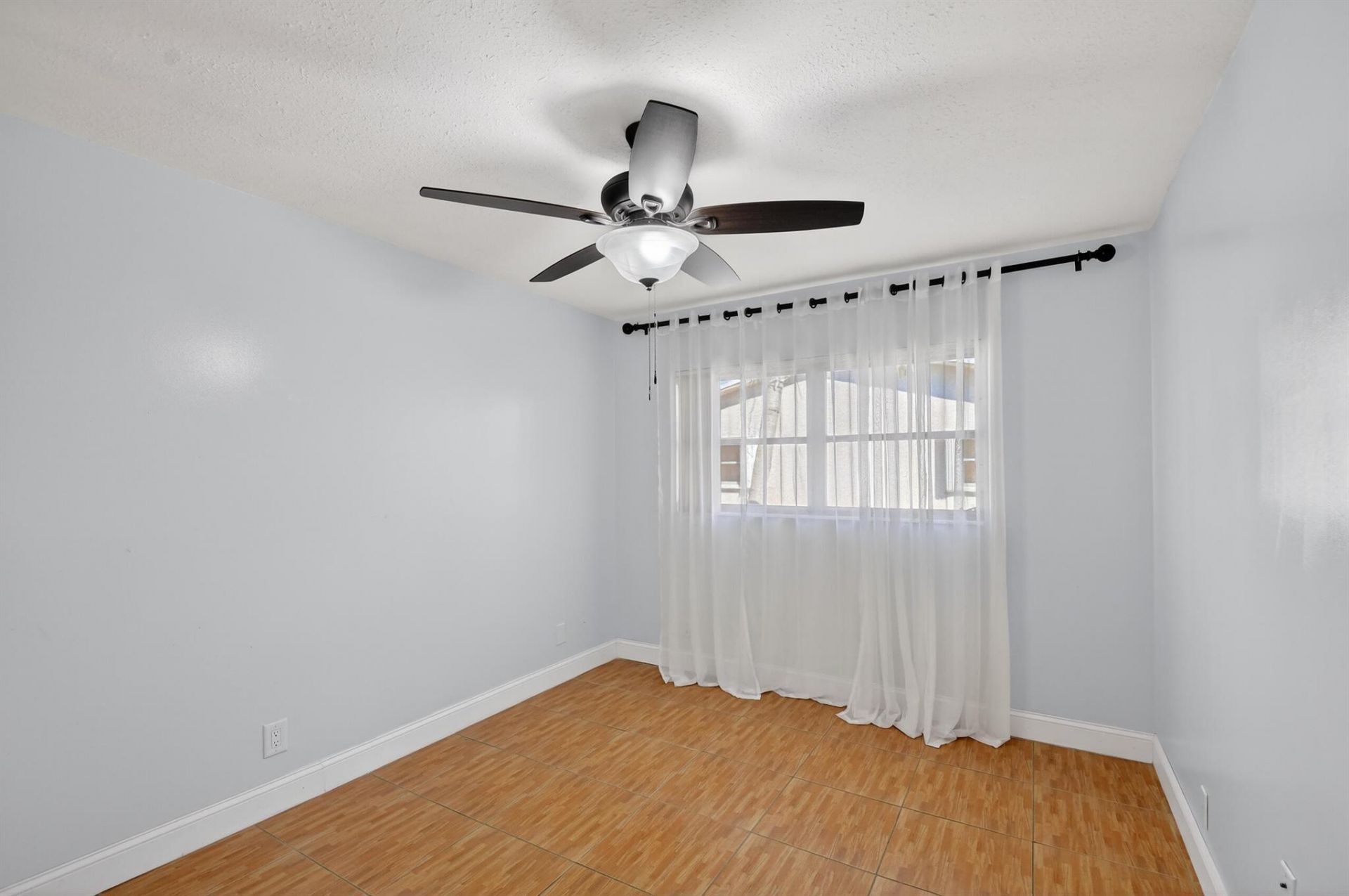 2667 Dudley Drive, Unit B, West Palm Beach, FL 33415 Photo