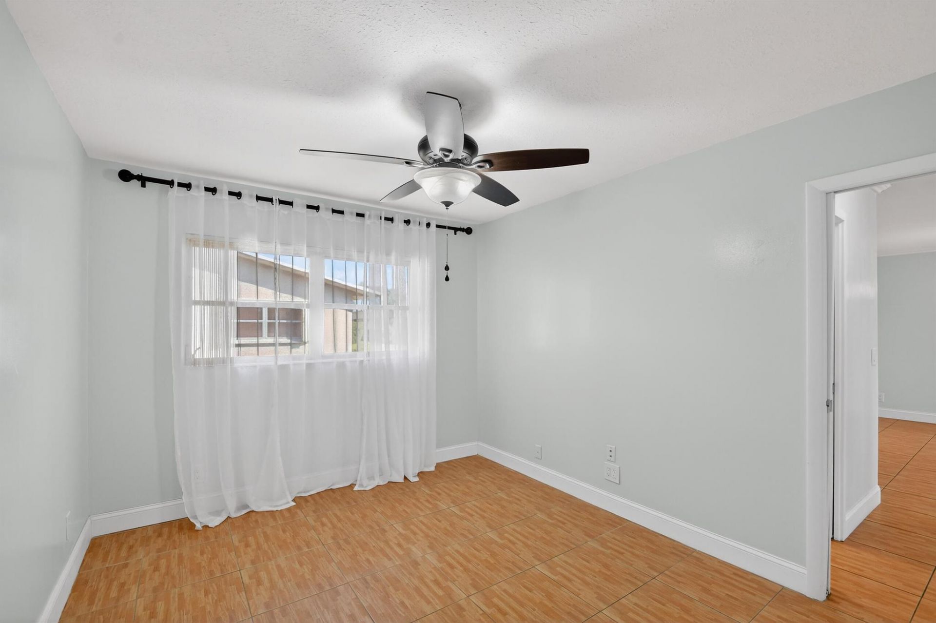 2667 Dudley Drive, Unit B, West Palm Beach, FL 33415 Photo