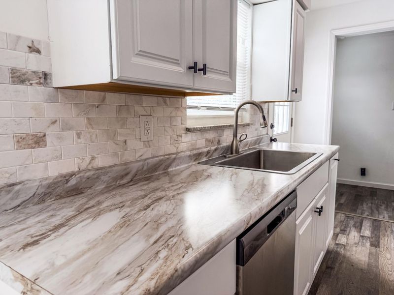 61 Vivian Drive, Florence, KY 41042 Photo 2