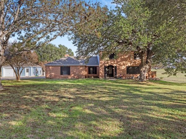 501 Rudeloff, Seguin, TX 78155