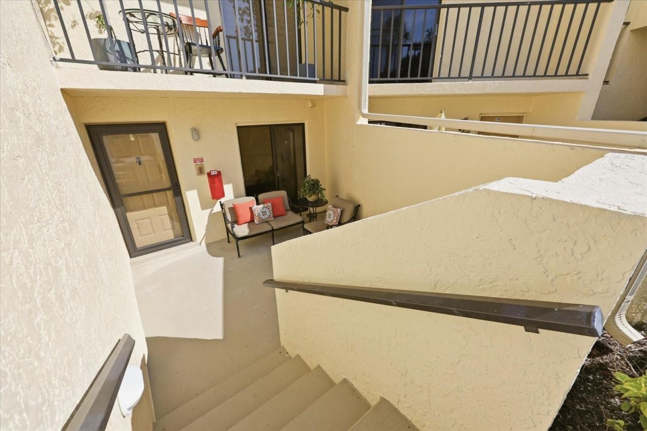 7520 Sunshine Skyway Lane S, Unit T19, Saint Petersburg, FL 33711 Photo