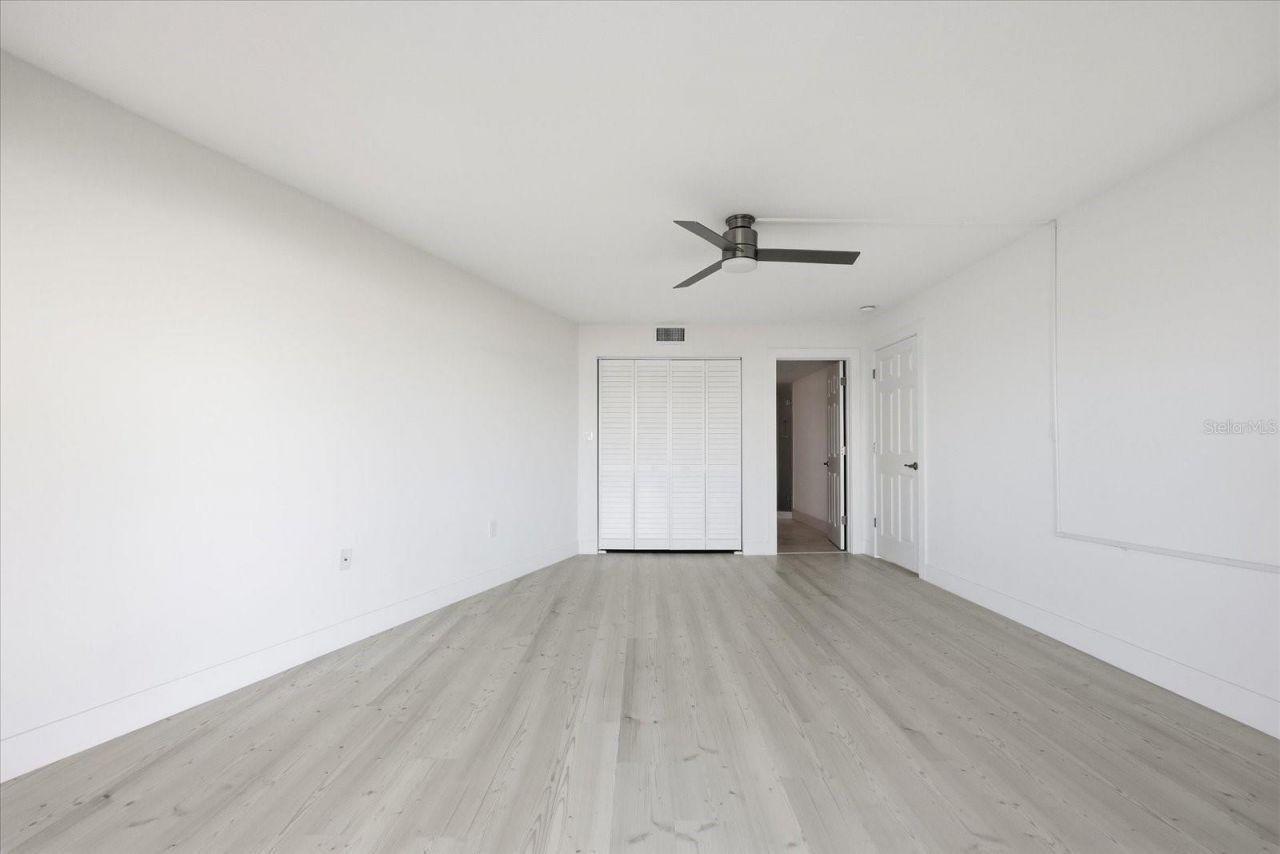 7520 Sunshine Skyway Lane S, Unit T19, Saint Petersburg, FL 33711 Photo