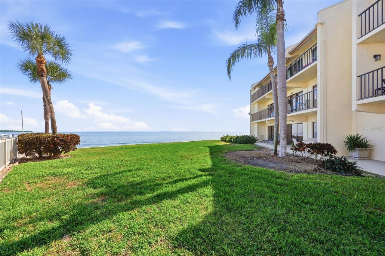 7520 Sunshine Skyway Lane S, Unit T19, Saint Petersburg, FL 33711 Photo