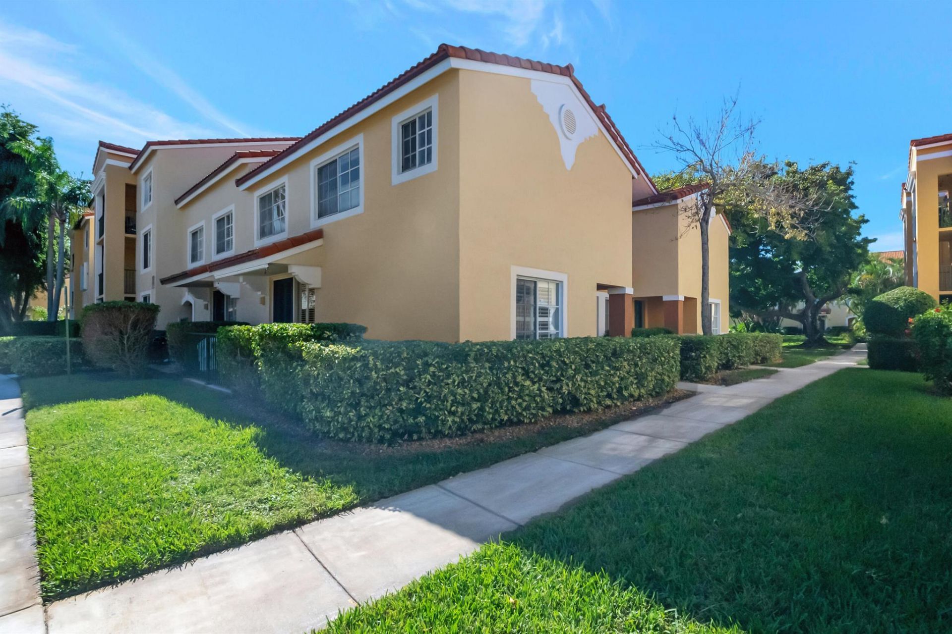 127 Yacht Club Way, Unit 111, Hypoluxo, FL 33462 Photo