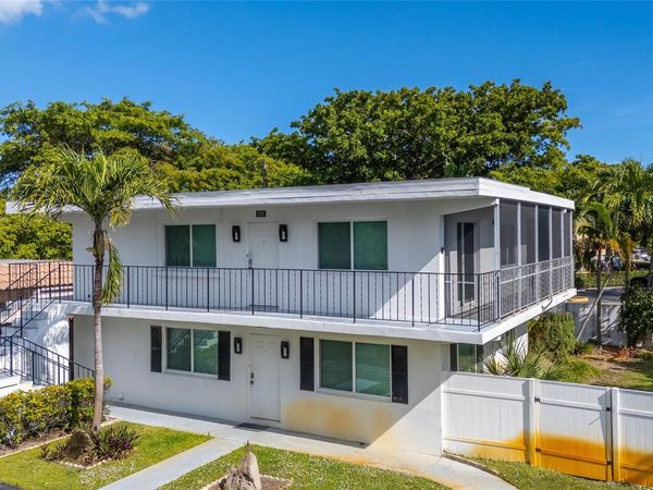 2182 NE 5th Circle, Boca Raton, FL 33431